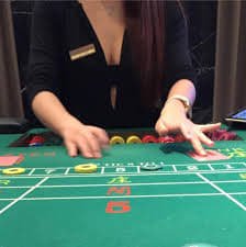 Live football betting interface on dewa212 slot mobile app